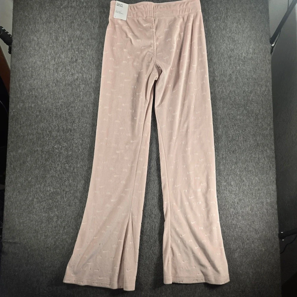 Nike Air Women Medium Pink Velour Flare Leg‎ Mid Rise Sweatpants NWT